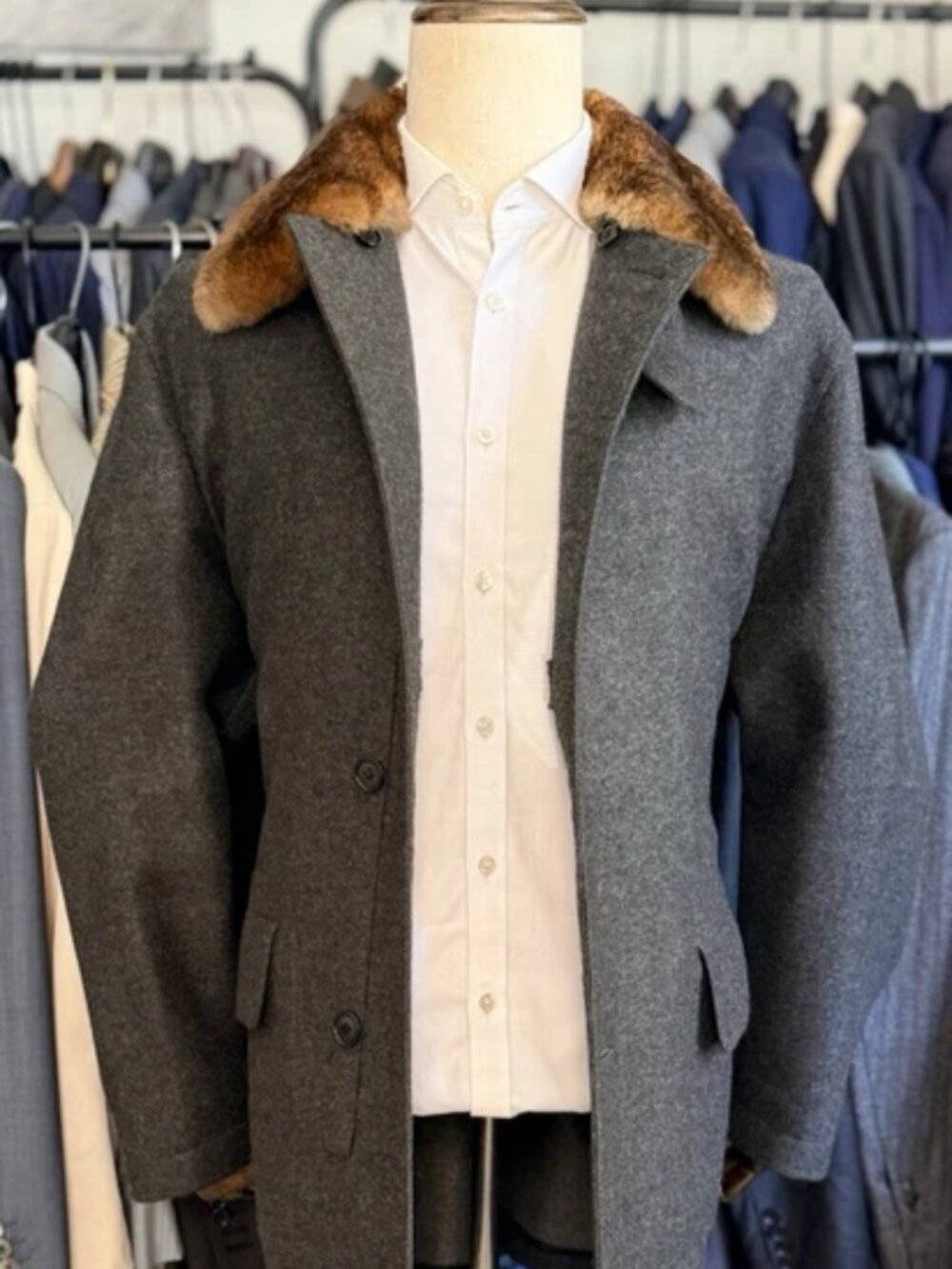 NEW UNBELIEVABLE Gray 100% Cashmere & MINK Fur Collar Kiton Overcoat 42R/44R US